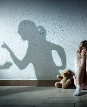 Cerveau et violence éducative: accompagner pour briser le cycle de la violence éducative - Joël Monzée